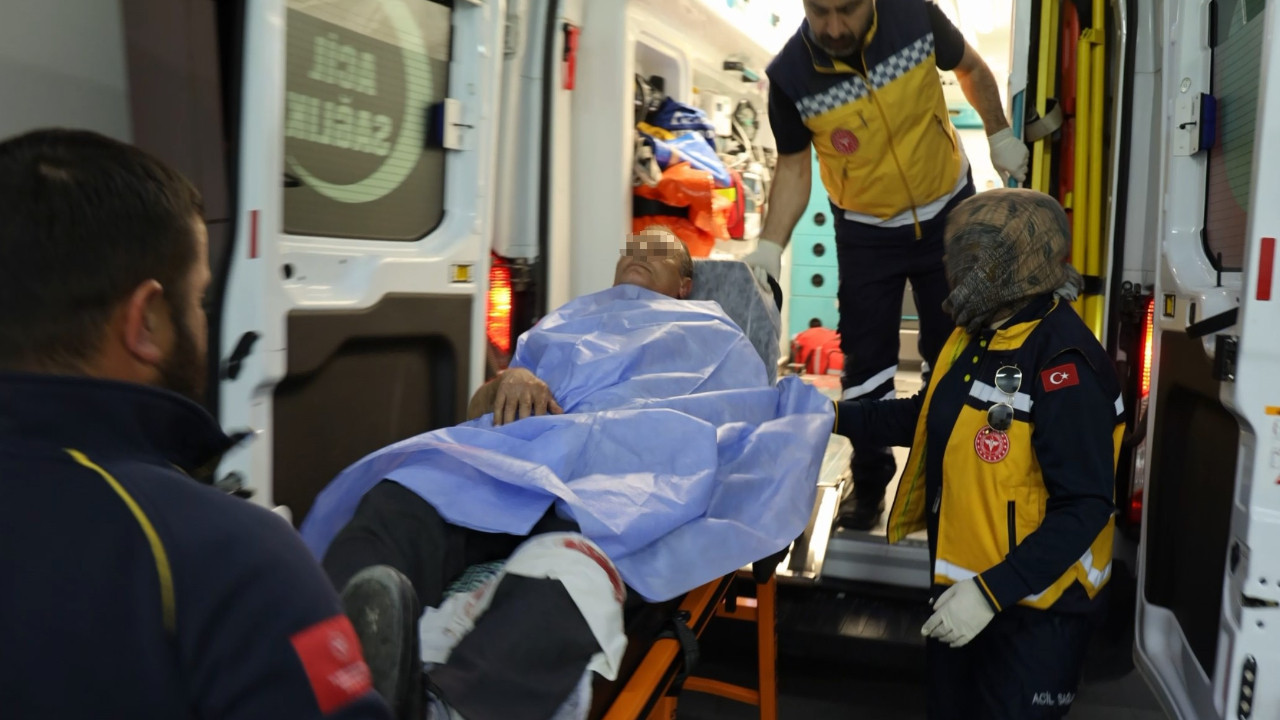 Aksaray’da park kavgası kanlı bitti: Komşusunu bıçakladı