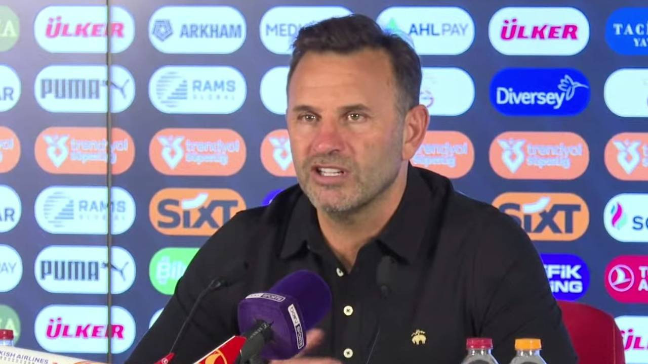 Galatasaray Teknik Direktörü Okan Buruk: 'Taraftarımızla şampiyonluk ateşini yaktık'