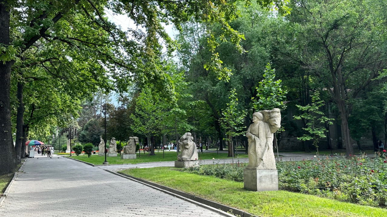 Manas’ın ve Kurmancan Datka’nın ülkesi Kırgızistan’da! Bişkek