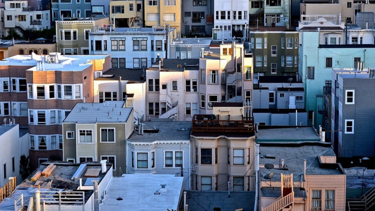 Türk yatırımcılar konutta yurt dışına yöneliyor! 'Yerli yatırımcının güveni artırılmalı'