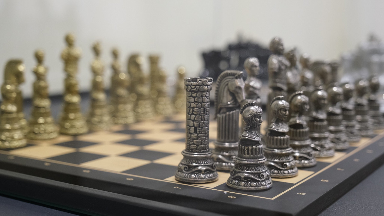 64 saat boyunca satranç oynadılar: Guiness Rekorlar Kitabı'na girdiler