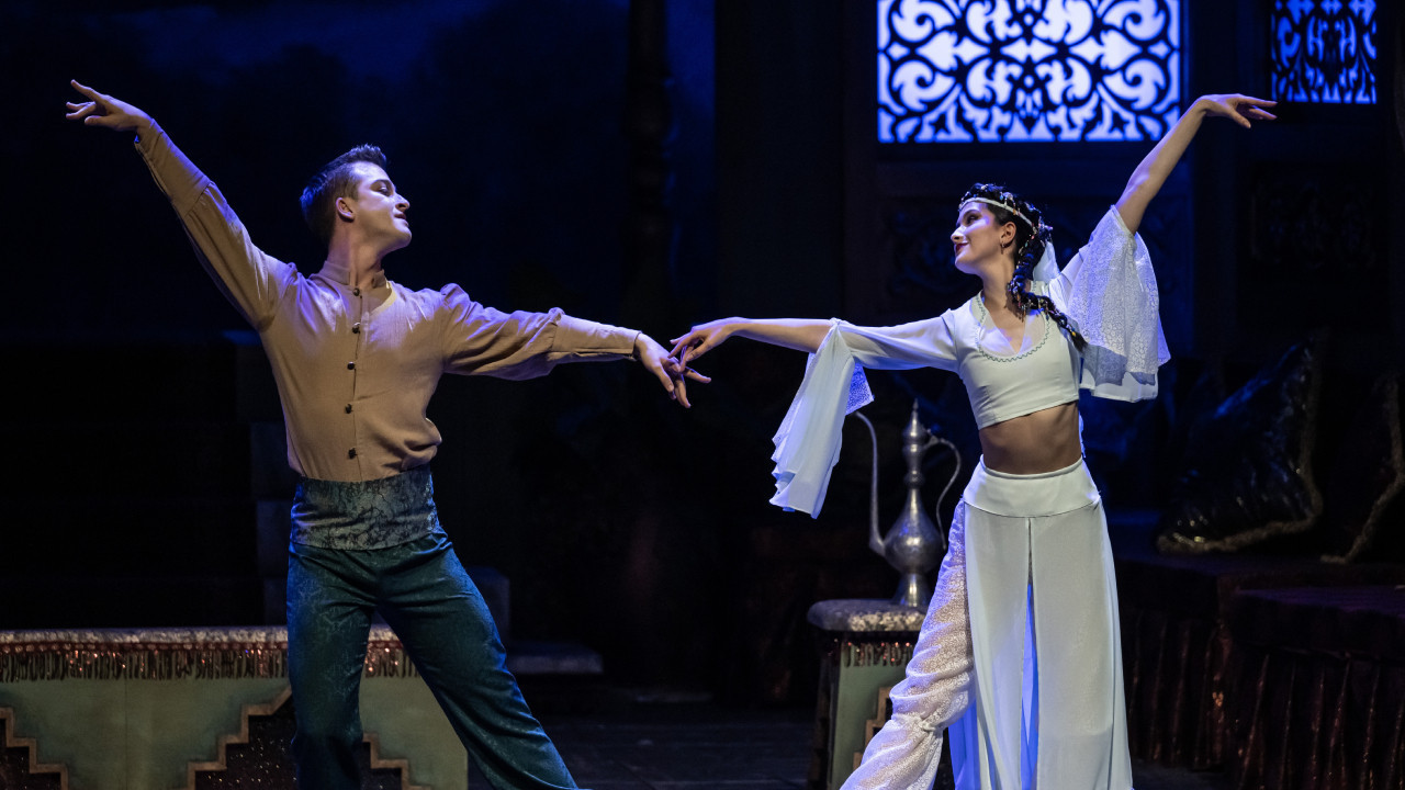 Çelebi dünya prömiyerini yaptı: ‘Ata mirasına sahip çıkıyoruz’