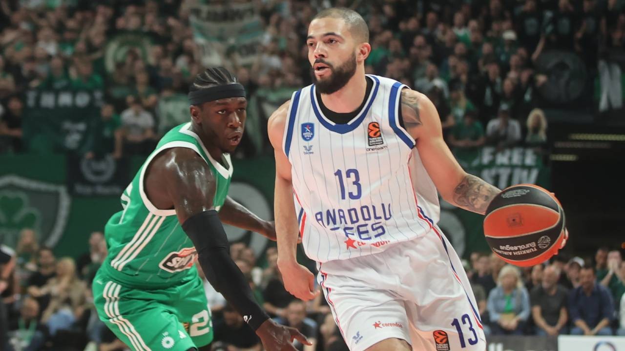 Anadolu Efes - Panathinaikos maçı ne zaman? Saat kaçta? Hangi kanalda?