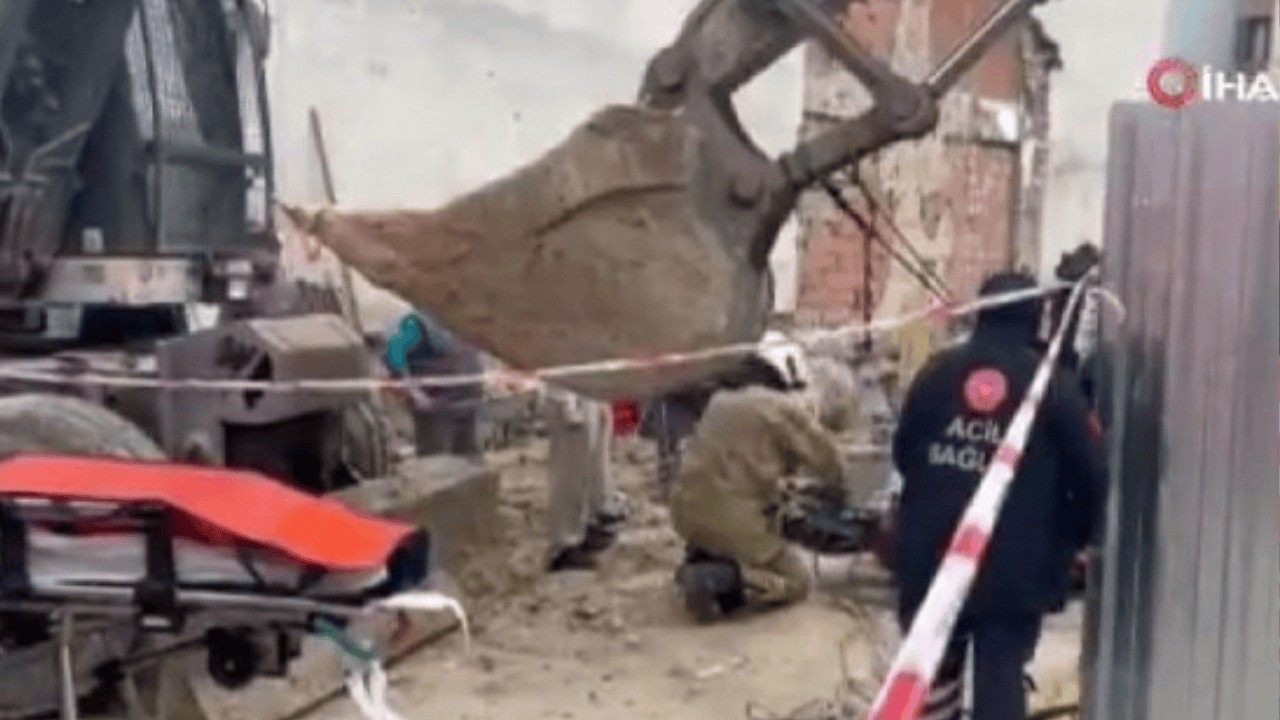 inşaat çalışmasında bir işçi kazılan temele düştü!