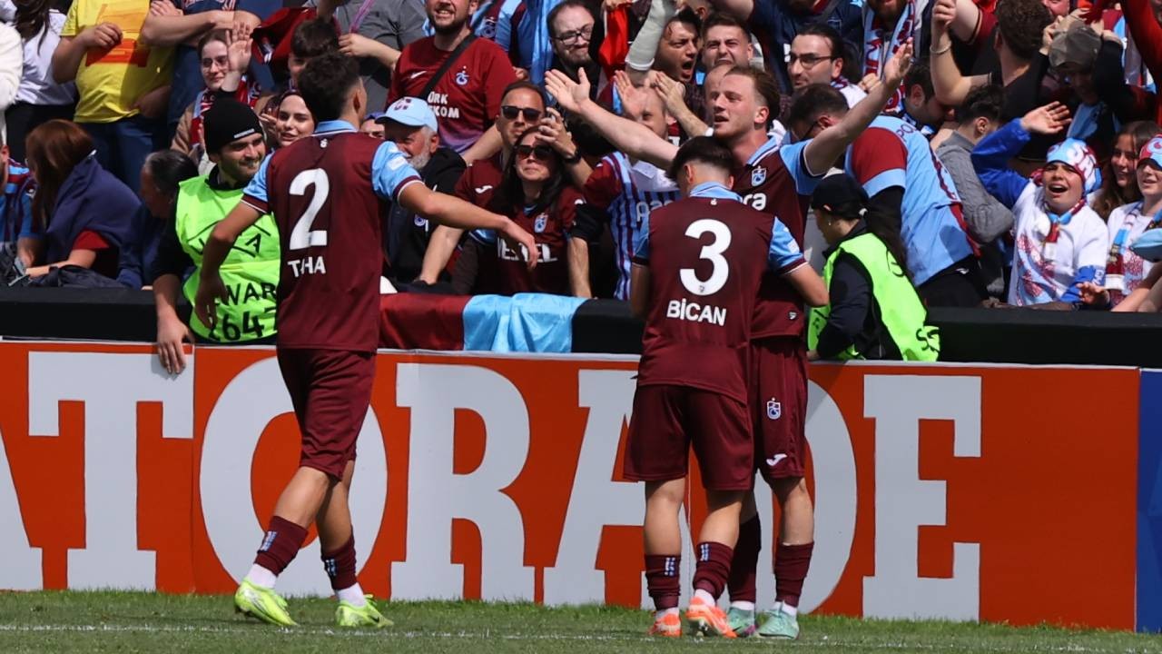 Trabzonspor, UEFA Gençlik Ligi'nde finale yükseldi! Bordo-mavililerden tarihi başarı