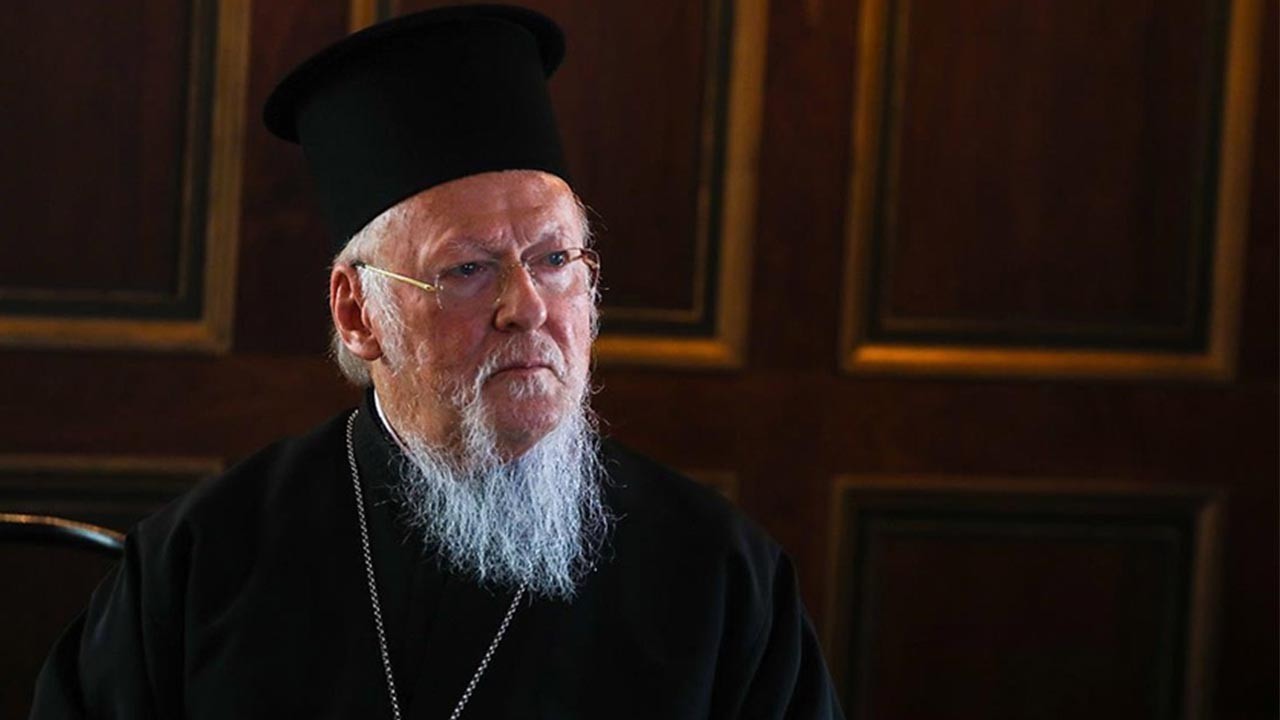Fener Rum Patriği Bartholomeos'tan tepki çeken görüşme! Yunanistan Dışişleri Bakanı ile bir araya geldi