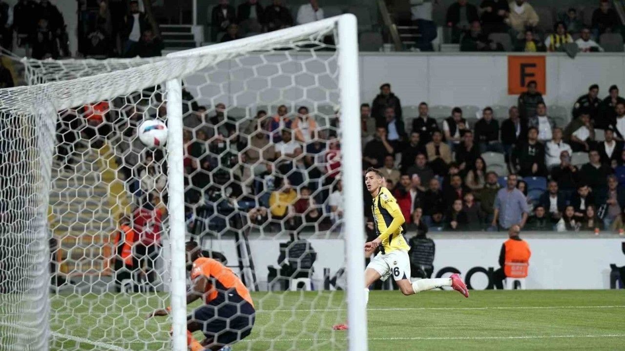 Mert Müldür’den bu sezon 3. gol sevinci