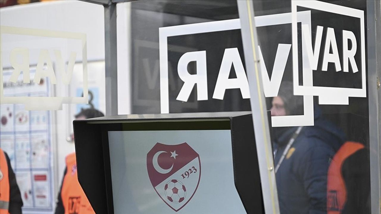VAR hakemleriyle ilgili yeni gelişme