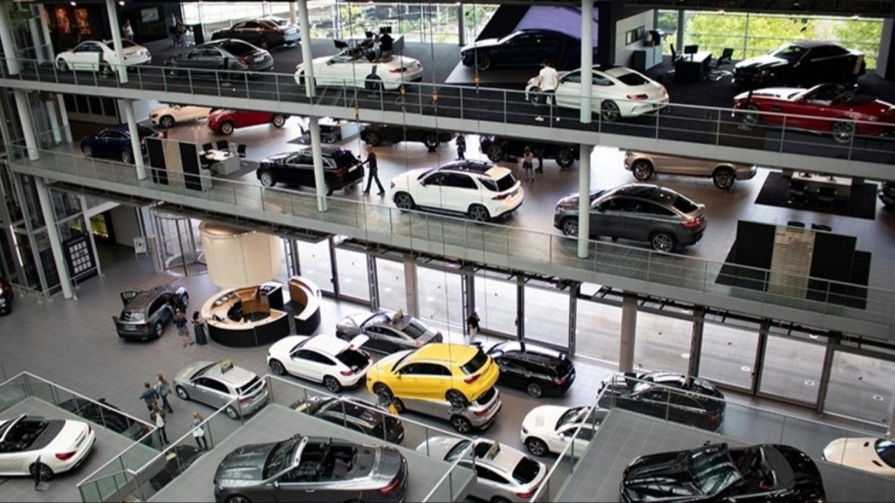 BMW, Mercedes ve Volkswagen'e Çin darbesi! Gelirleri eridi