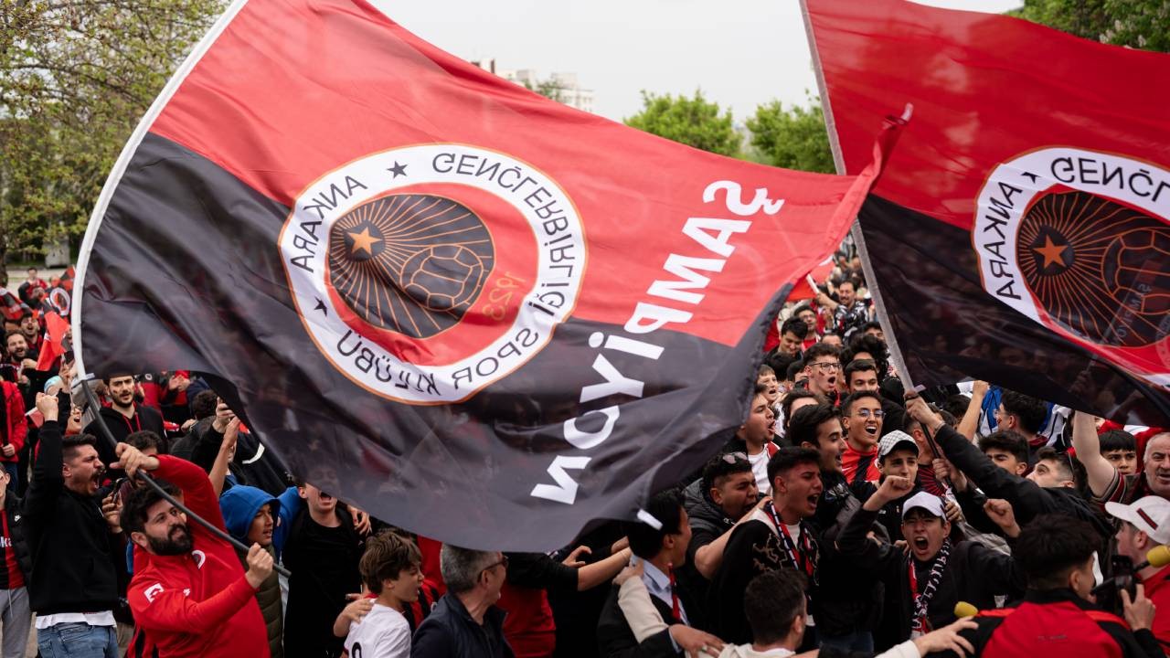 Gençlerbirliği'ne Ankara'da coşkulu karşılama