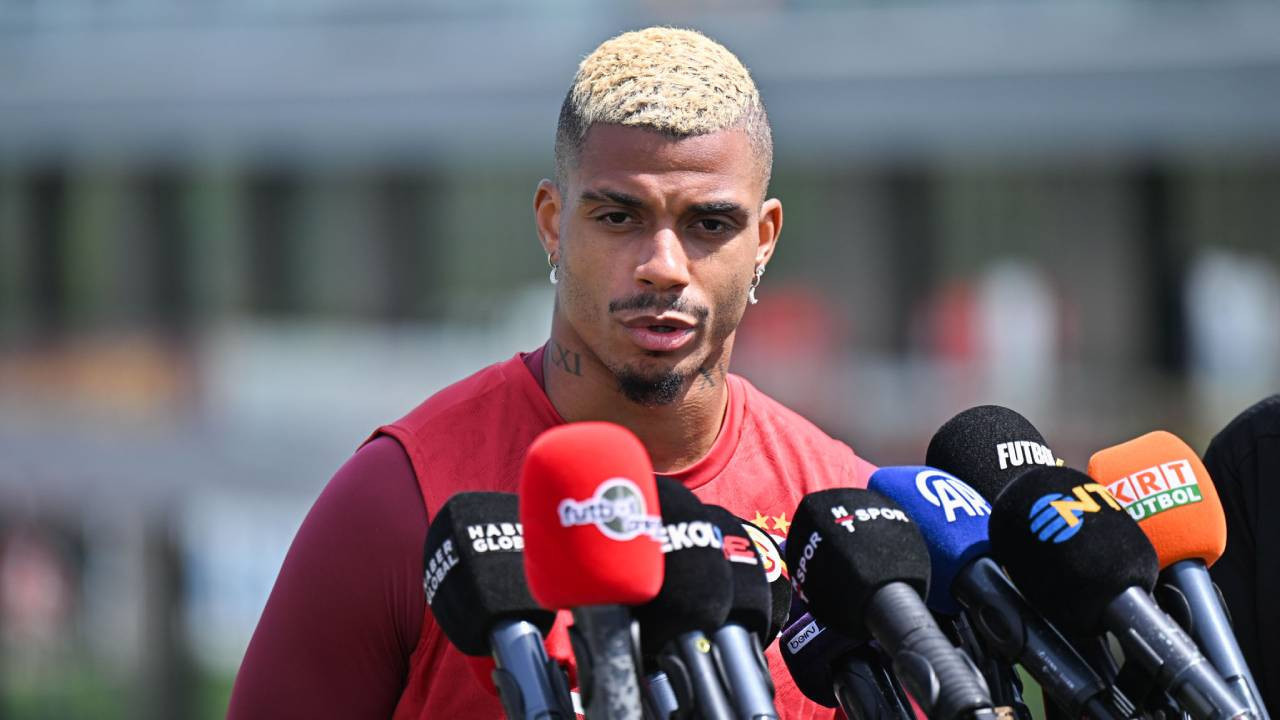 Galatasaraylı Mario Lemina: 'İnşallah Galatasaray'ın hedeflerini gerçekleştireceğiz'