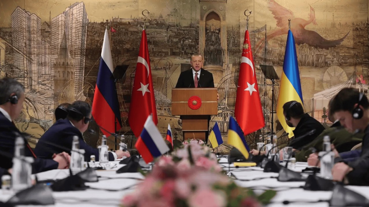 Rusya Ukrayna zirvesi: Gözler perşembe günkü görüşmede, İstanbul'da Rusya Ukrayna görüşmesi