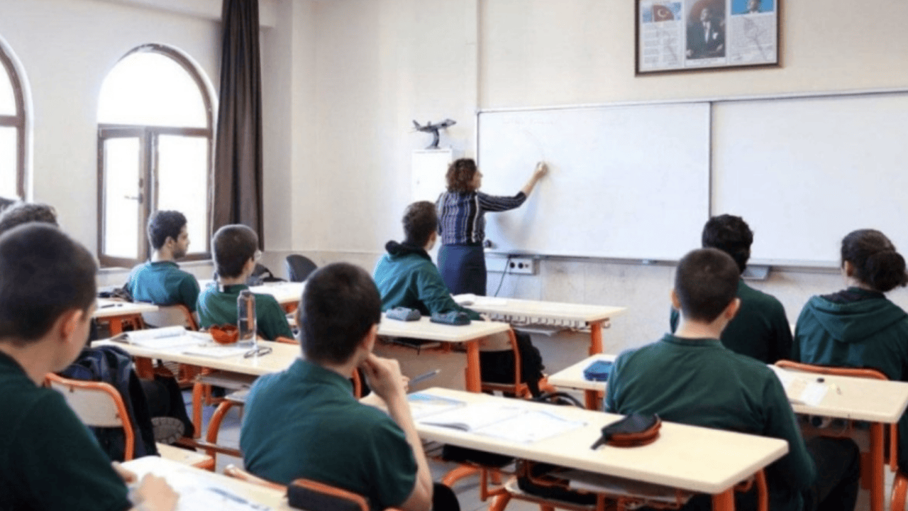 12 yıllık zorunlu eğitim değişecek mi? Milli Eğitim Bakanı Yusuf Tekin açıkladı