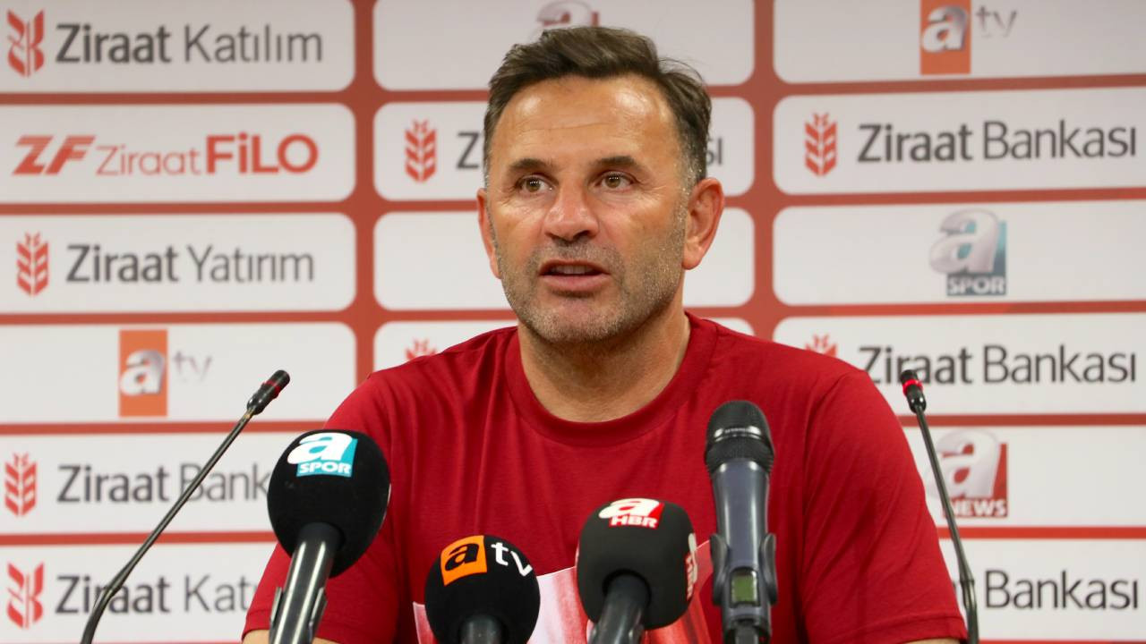 Galatasaray Teknik Direktörü Okan Buruk: 'Kazandığımız için çok mutluyuz'