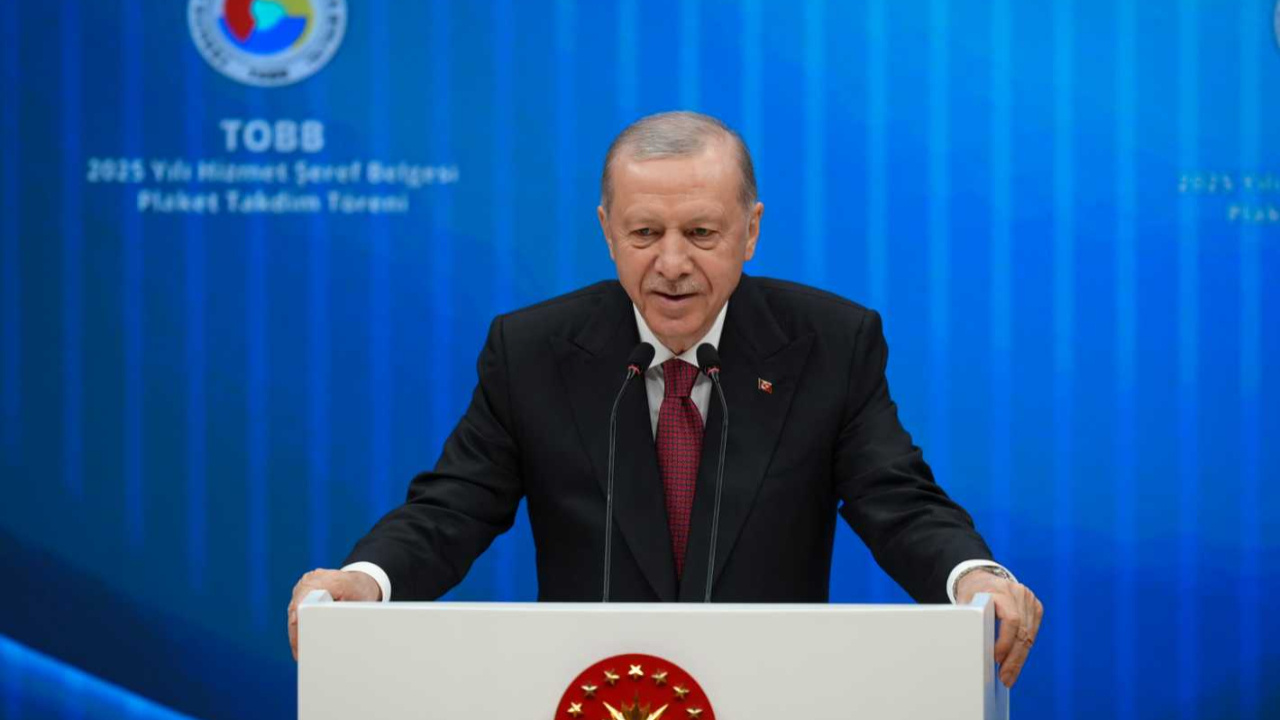 82 plaka geliyor! Cumhurbaşkanı Erdoğan yeni ili böyle işaret etti: 'Sırada bekliyor'