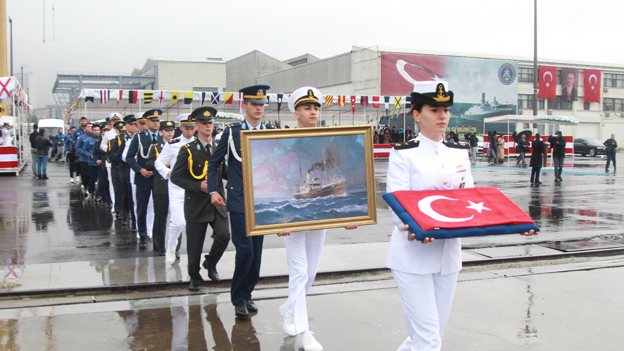 Gençler Atatürk’ün yolunda gidiyor