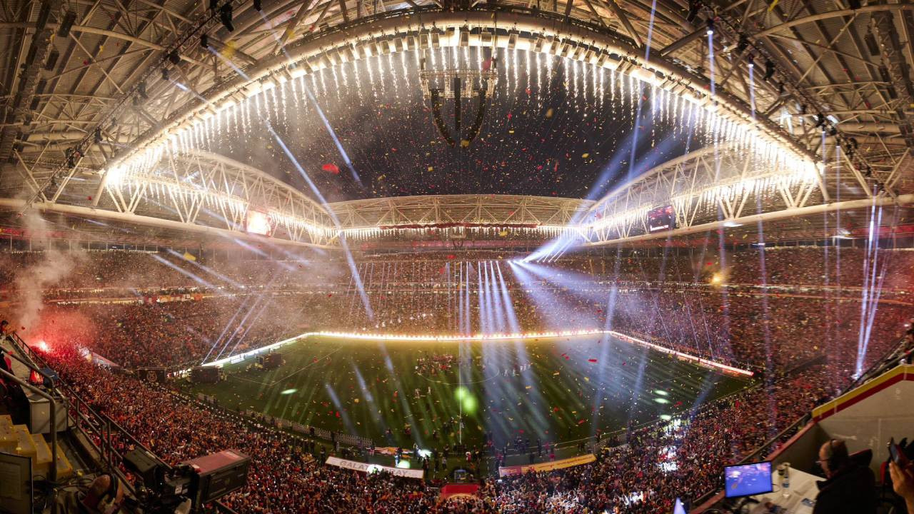 Galatasaray'da şampiyonluk kutlamasının yeri ve tarihi belli oldu! Sarı-kırmızılılardan taraftarları heyecanlandıran paylaşım
