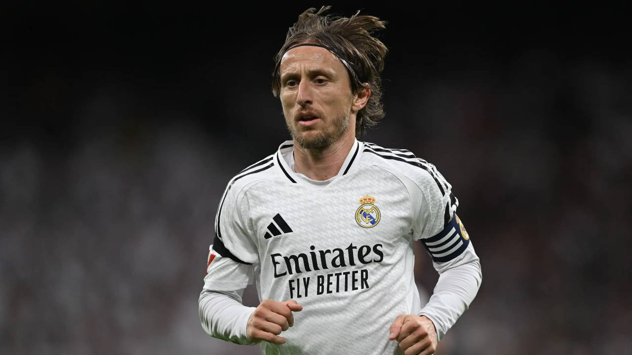 Real Madrid'de şok ayrılık! Efsane isim Luka Modric'in takıma veda edeceği duyuruldu
