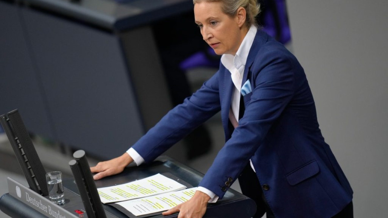 Almanya için Aleternatif'i (AfD) yasaklatmak yeniden Berlin hükümetinin gündeminde... Alman Adalet Bakanı Hubig'ten açıklama