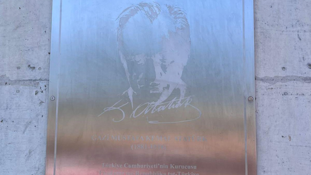 Avrupa'daki caddenin ismi Atatürk oldu! Bakın hangi ülkede gerçekleşti