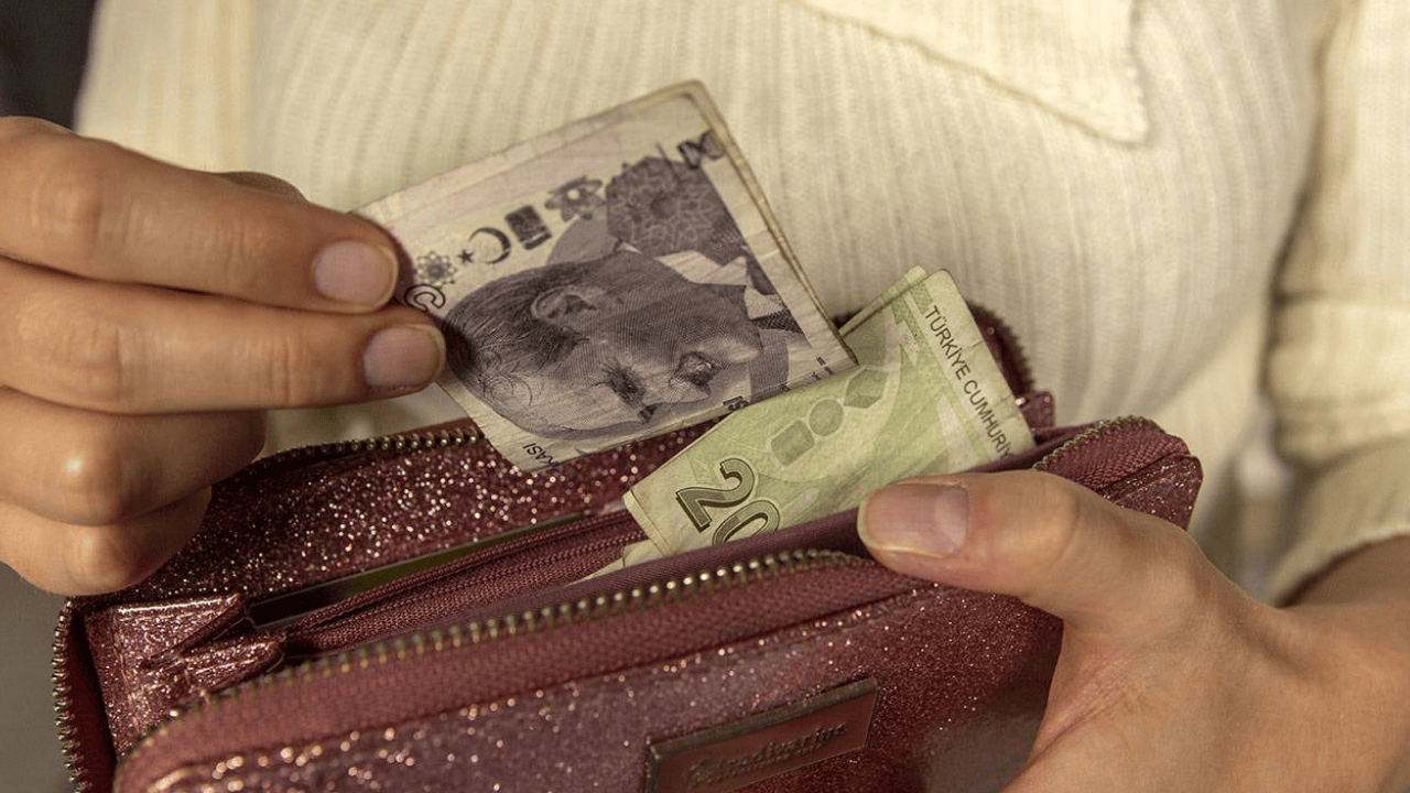 TÜRK-İŞ açıkladı: Mayısta açlık sınırı 25 bin lirayı geçti