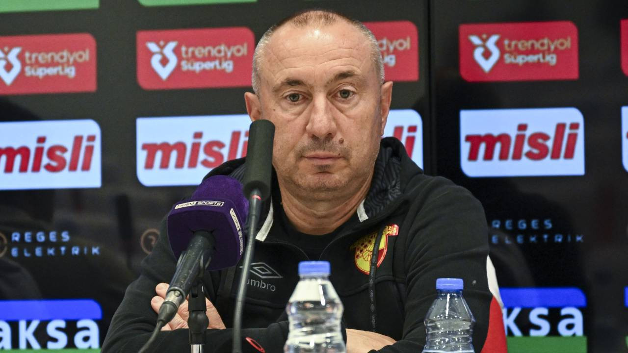 Göztepe Teknik Direktörü Stanimir Stoilov: 'Çok güzel bir galibiyet aldık'