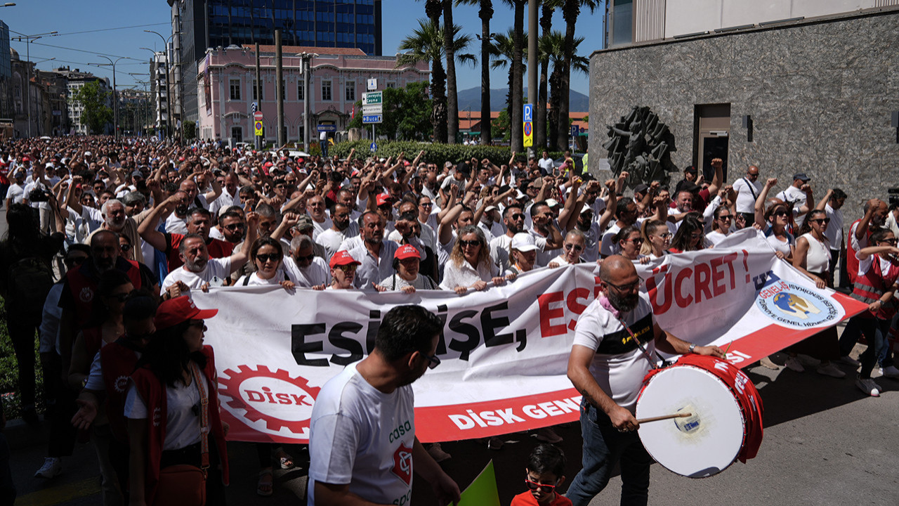 İzBB işçileri ‘eşit işe eşit ücret’ talebini bir kez daha haykırdı