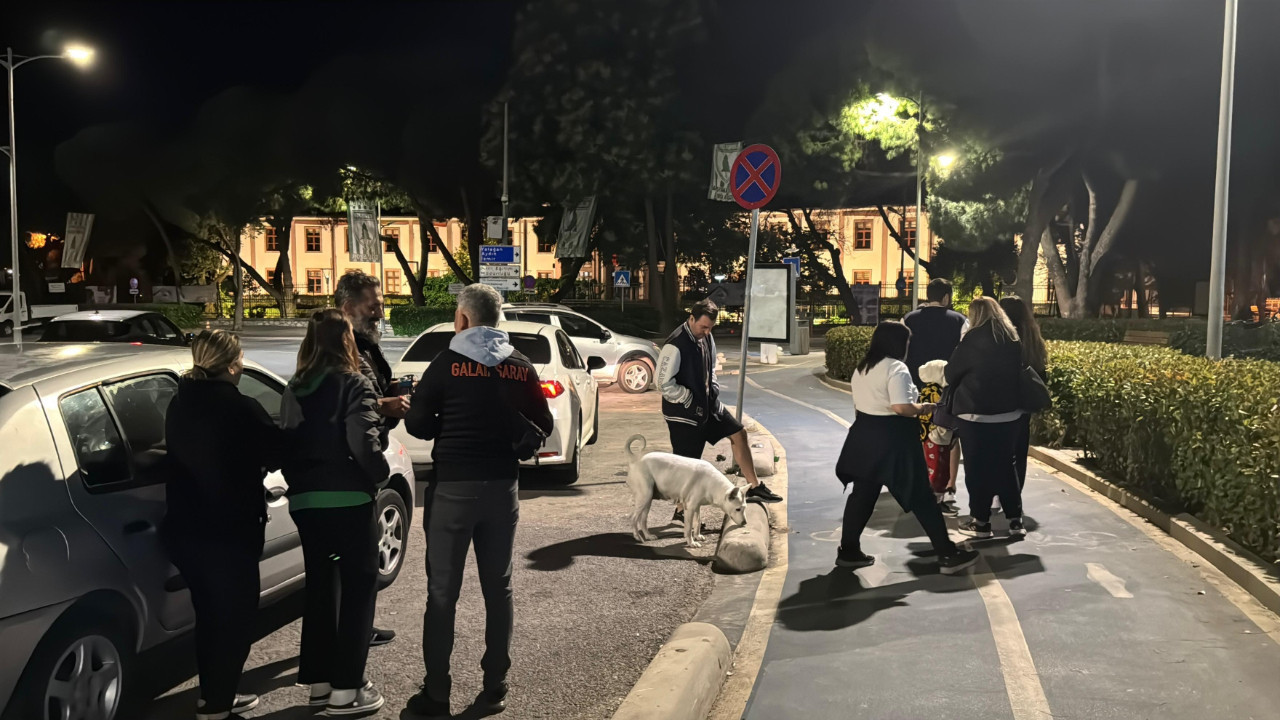 Marmaris'te korkutan deprem! marmaris deprem, datça deprem, kandilli son depremler, yakınımdaki deprem, muğla deprem, akdeniz deprem, deprem mi oldu