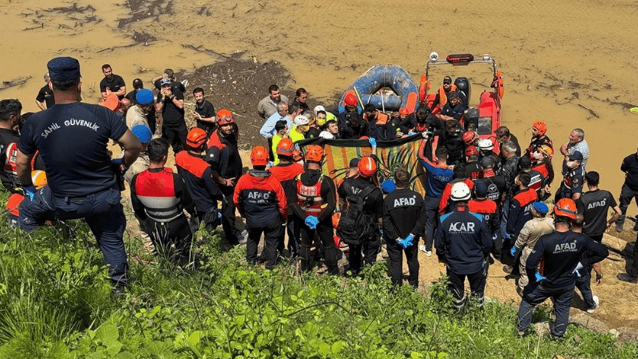 Selde kaybolmuştu: Acı haber geldi... Cansız bedenine ulaşıldı