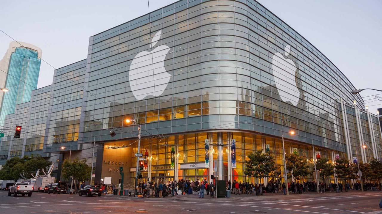 O ülkeden Apple'a LGBT cezası