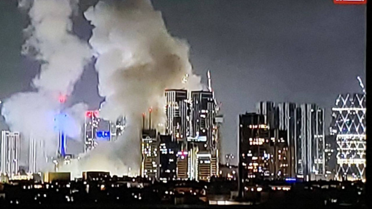 İran Basını: İsrail Savunma Bakanlığı vuruldu