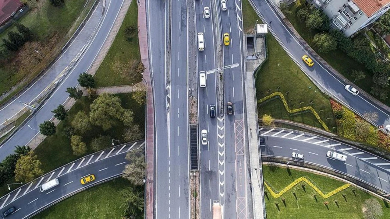 Karayollarından sürücülere kritik uyarı: Bu 10 güzergahta çalışmalar başladı