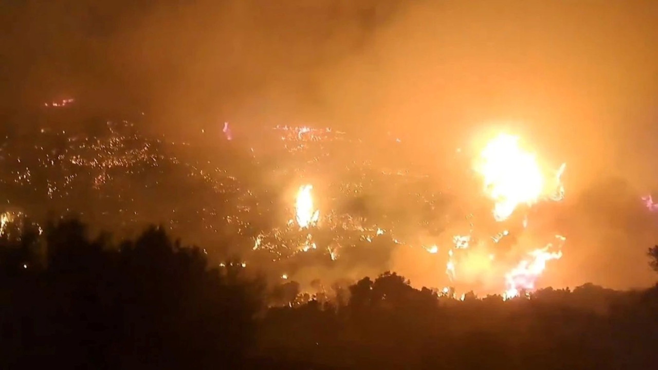 Büyük yangın paniği: Köyler tahliye ediliyor