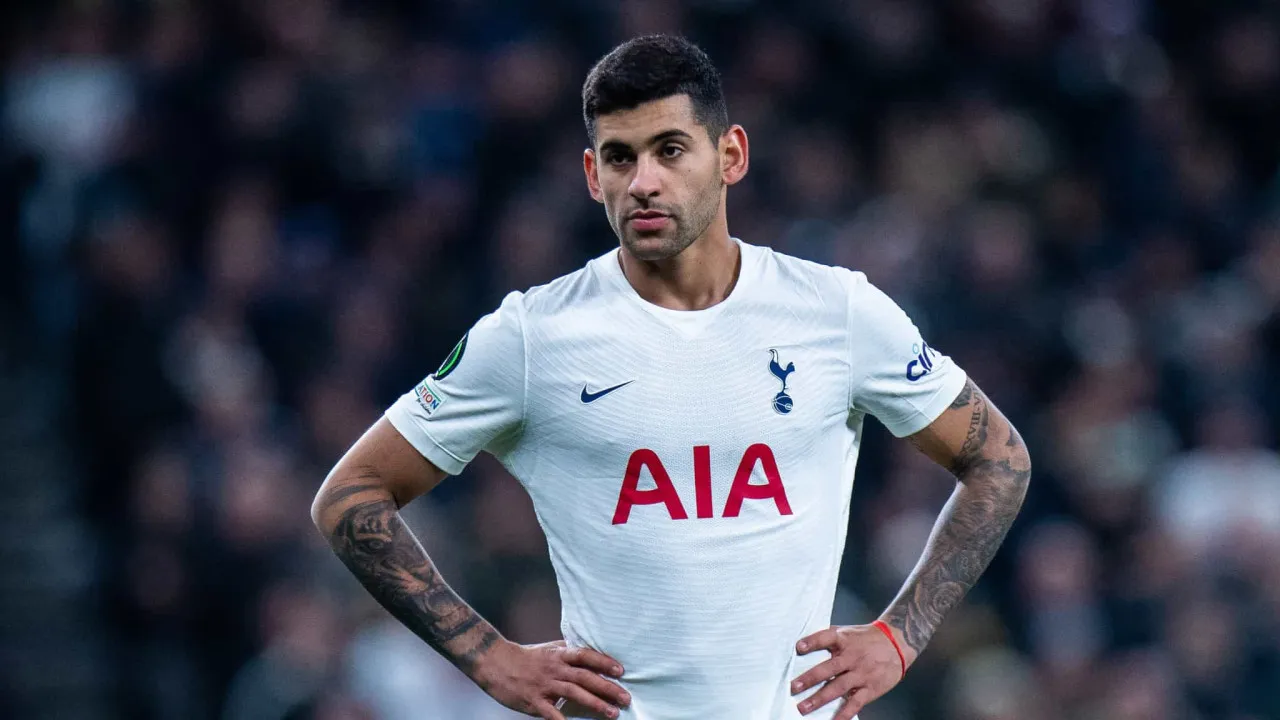 Liverpool transferde gaza bastı! Van Dijk'in partneri o olacak