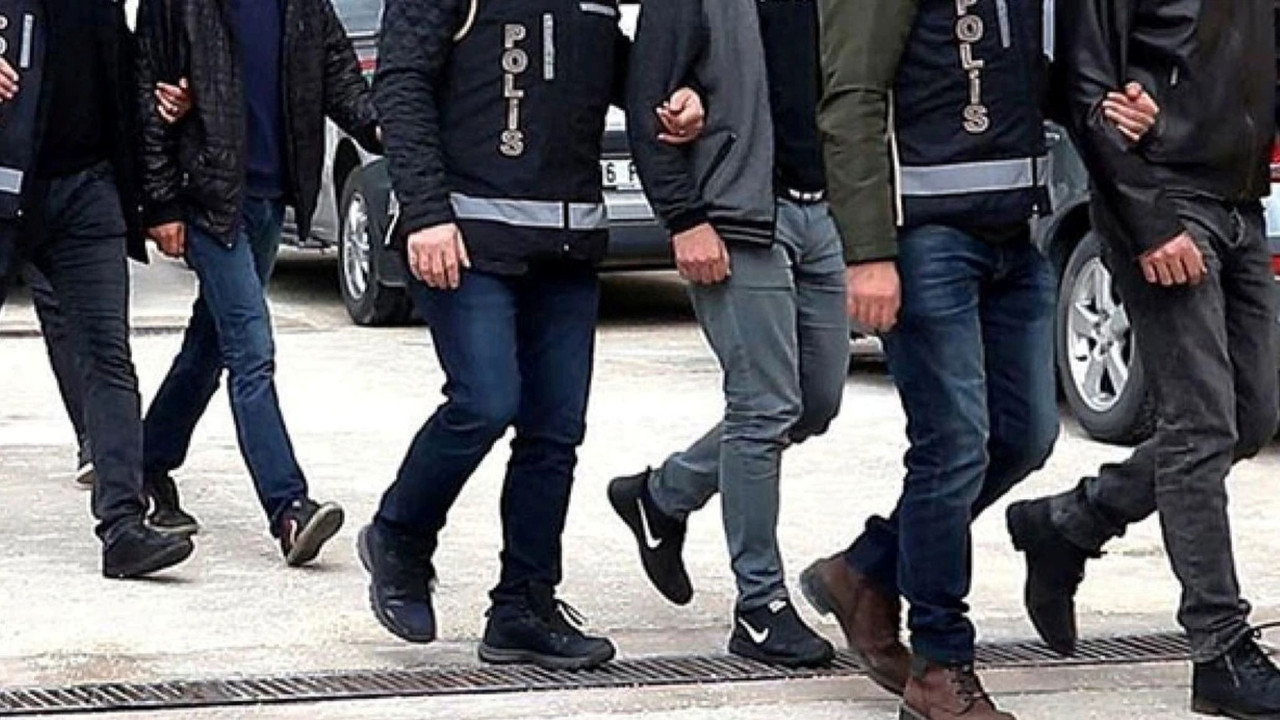 Avcılar’da otele uyuşturucu baskını: 4 tutuklama, 41 bin kapsül!