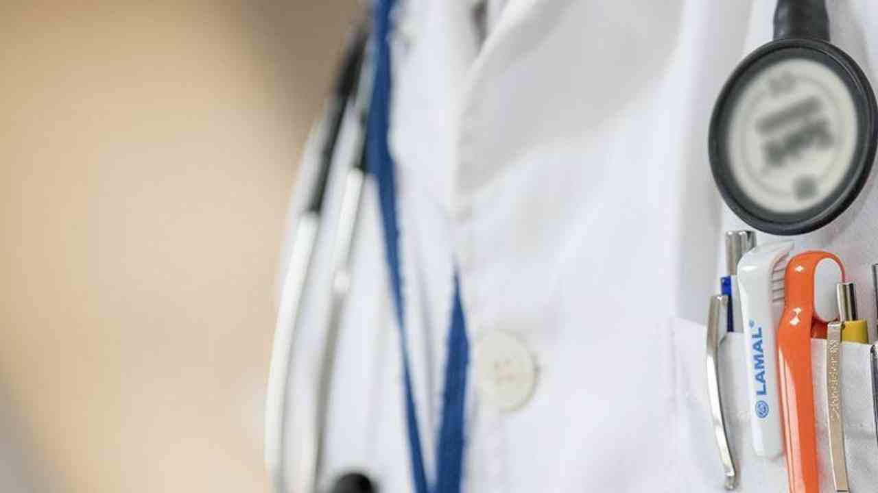 Aile hekimlerine kesintiler iade edilecek