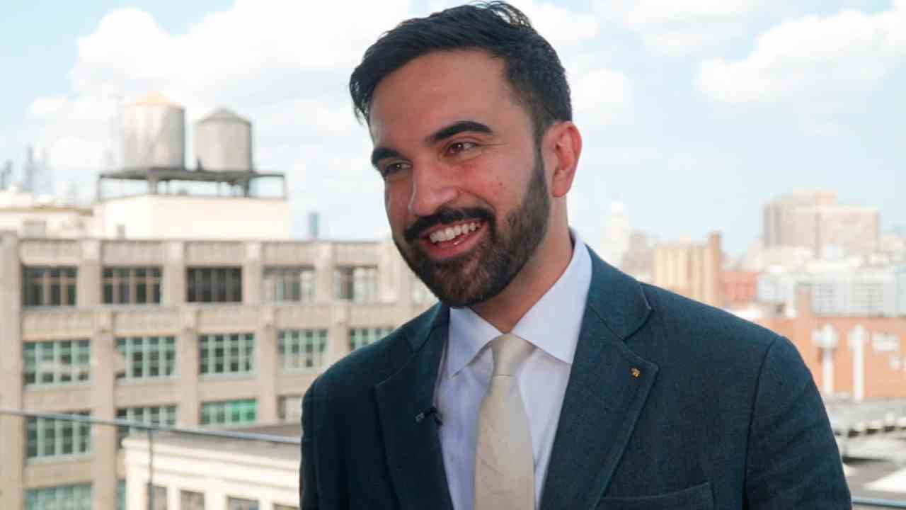 New York'un ilk Müslüman ve sosyalist belediye başkan adayı seçimi kazandı! Zohran Mamdani kimdir?