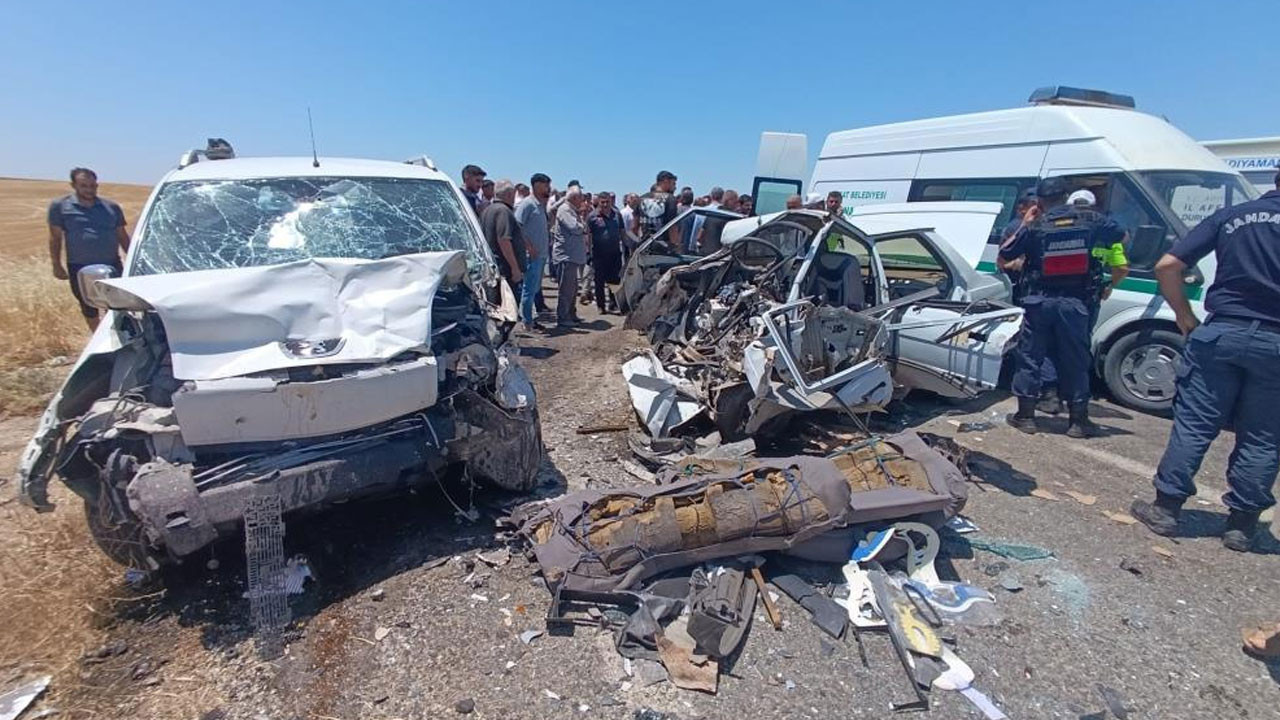 Adıyaman'da katliam gibi kaza! 4 ölü, 1 yaralı