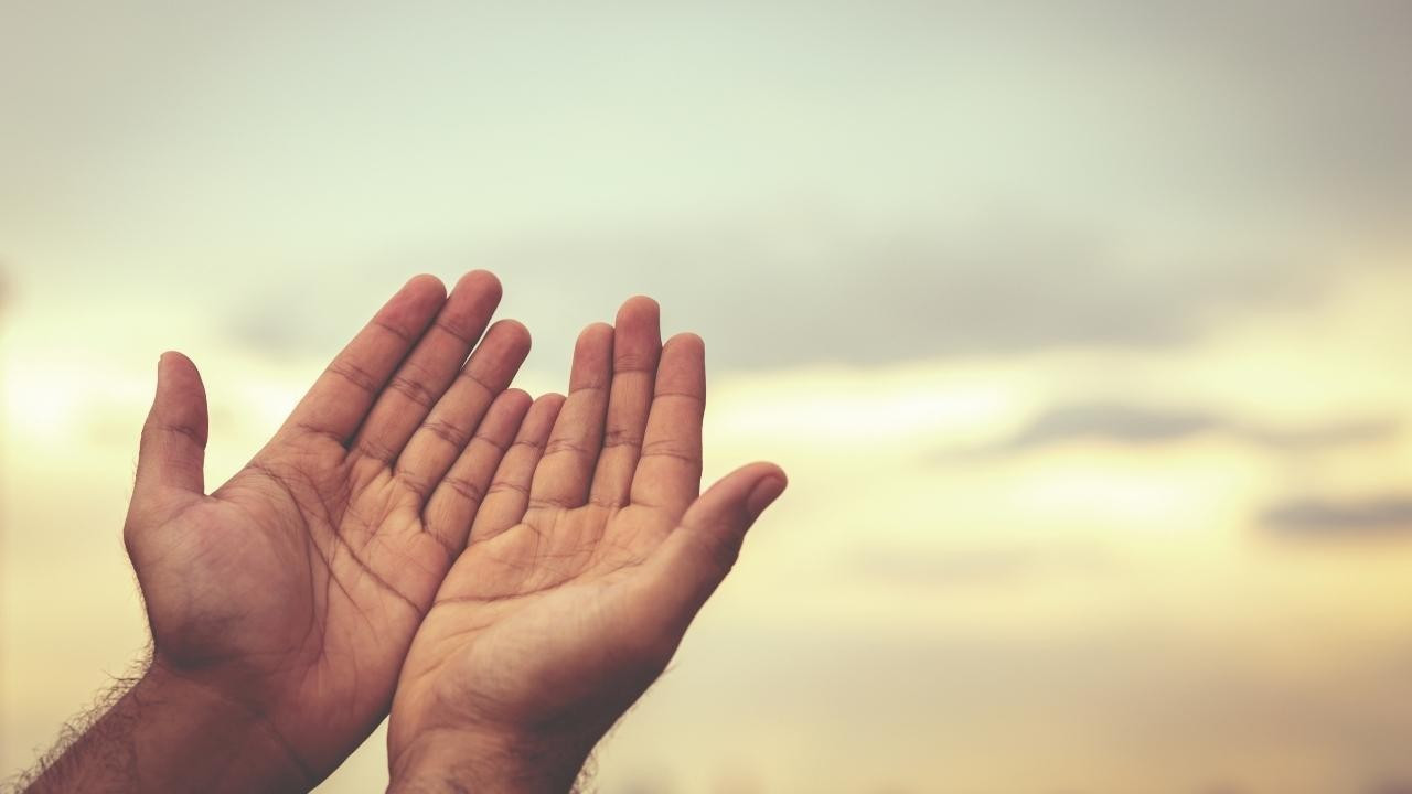 Sevdiğine kavuşmak için dua, hangi dua okunur? Nasıl ve hangi vakitte okunur?