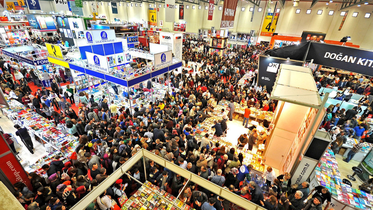 Yayıncılık derin krizde! Kitap almak lükse dönüştü