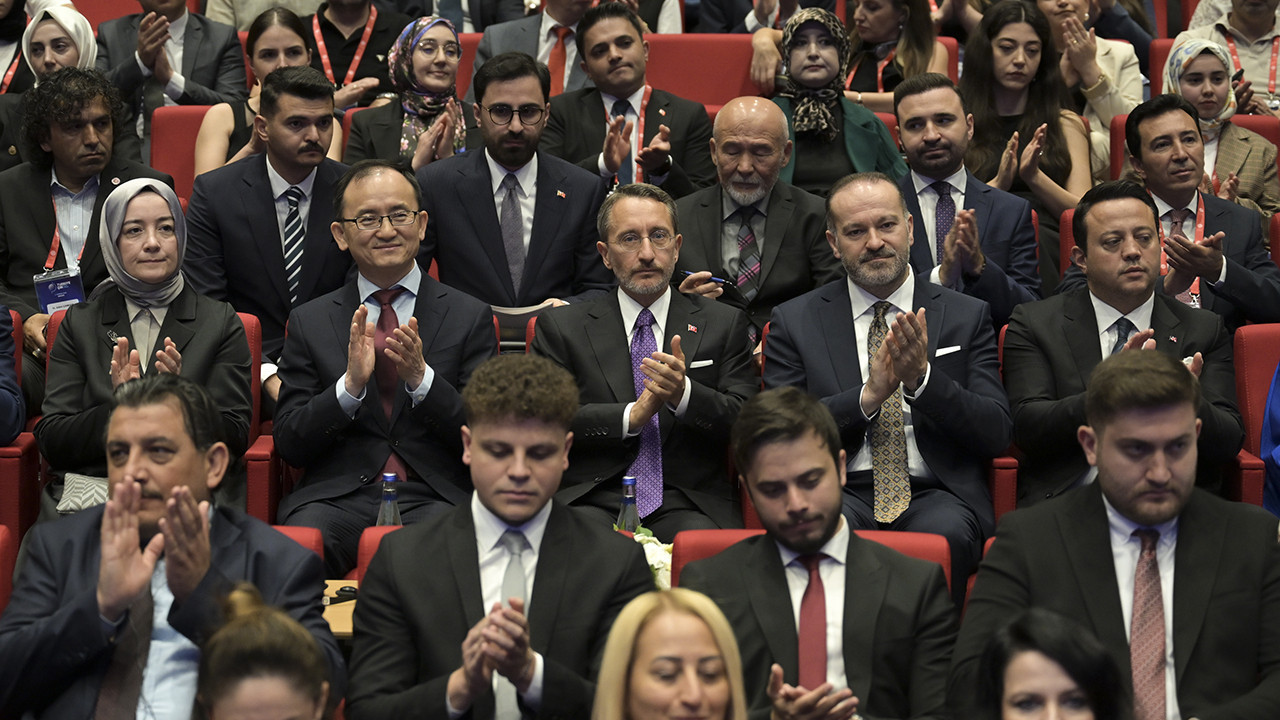 Türkiye-Çin Medya Forumu! Büyükelçi: Yanlış bilgilerle birlikte mücadele etmeliyiz