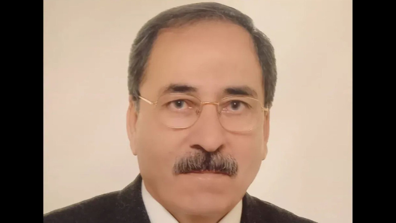 CHP eski milletvekili Ahmet Melik hayatını kaybetti