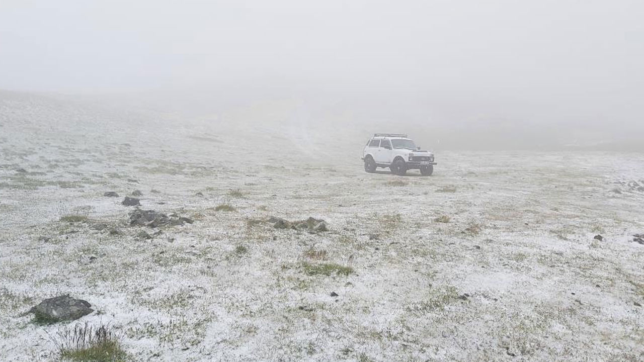 Gümüşhane'de temmuz ayında kar sürprizi!