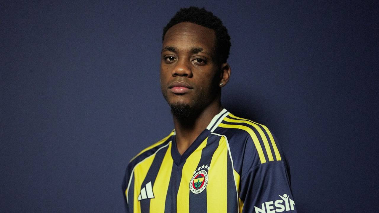 Fenerbahçe, Jhon Duran'ı transferini açıkladı