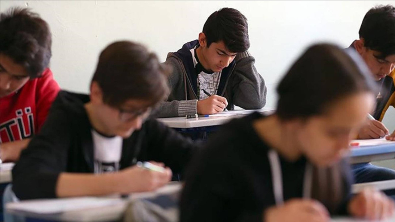 Lise eğitimi 2 yıla mı düşüyor? Bakan Yusuf Tekin açıkladı! Sistem değişiyor mu?