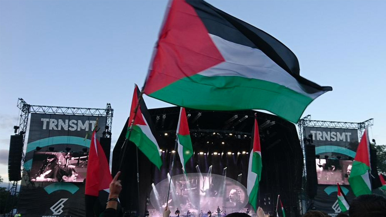 İşte Avrupa demokrasisi! Filistin'i destekleyen grup konser verecek diye hibeyi geri çektiler