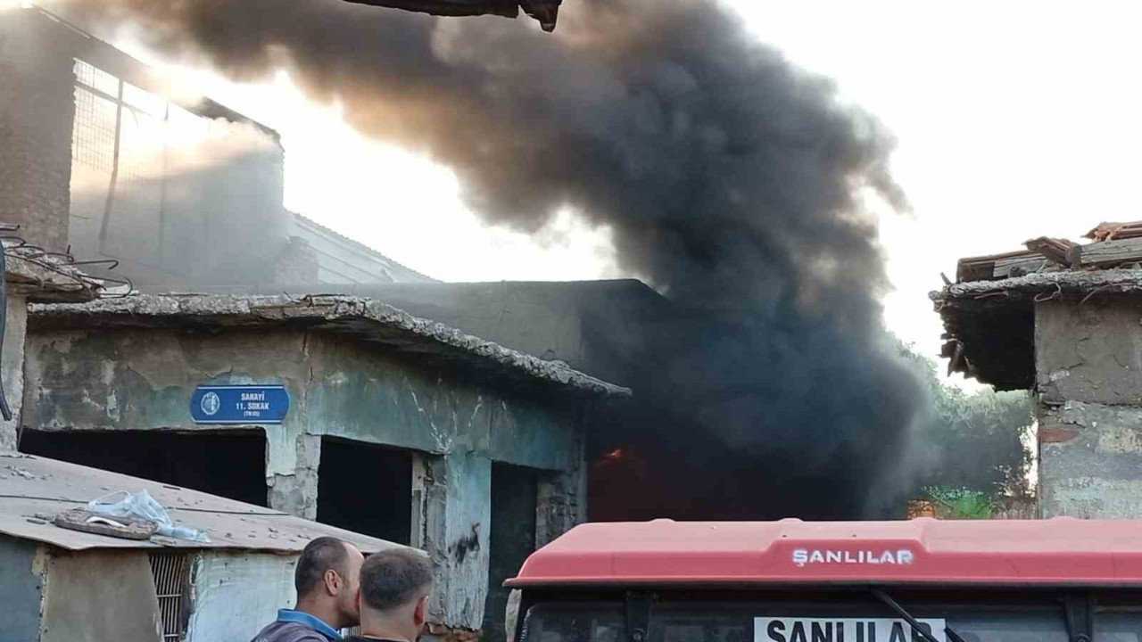 Çorum'da metruk iş yerinde korkutan yangın