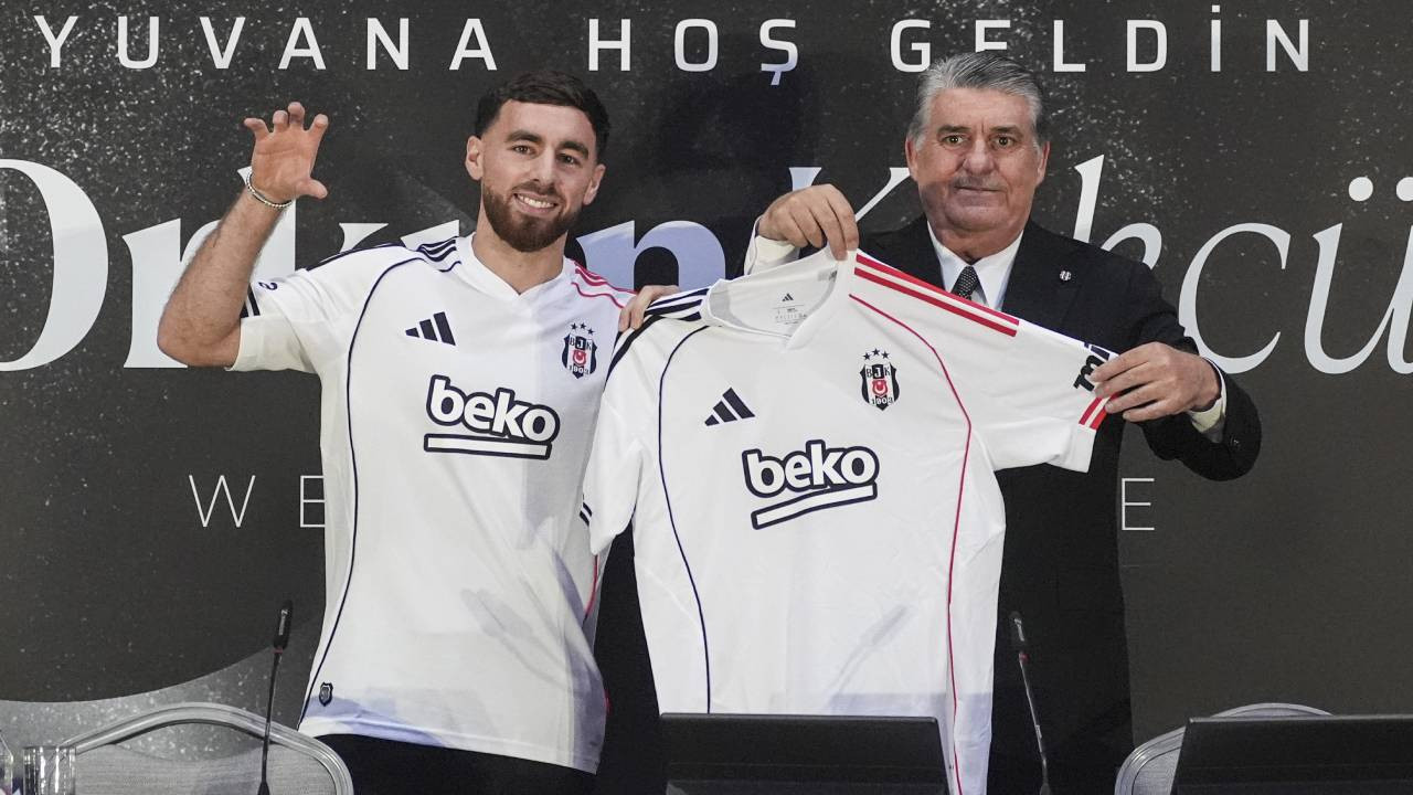 Orkun Kökçü, Beşiktaş'a imzayı attı! Tüpraş Stadı'nda dev imza töreni
