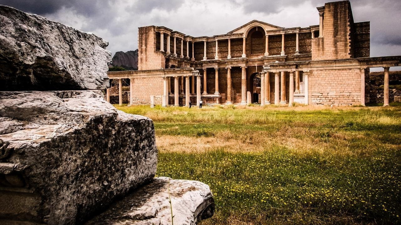 UNESCO Dünya Mirası Listesi’ne bir kez daha girdik! Sardes Antik Kenti ve Lidya Tümülüsleri