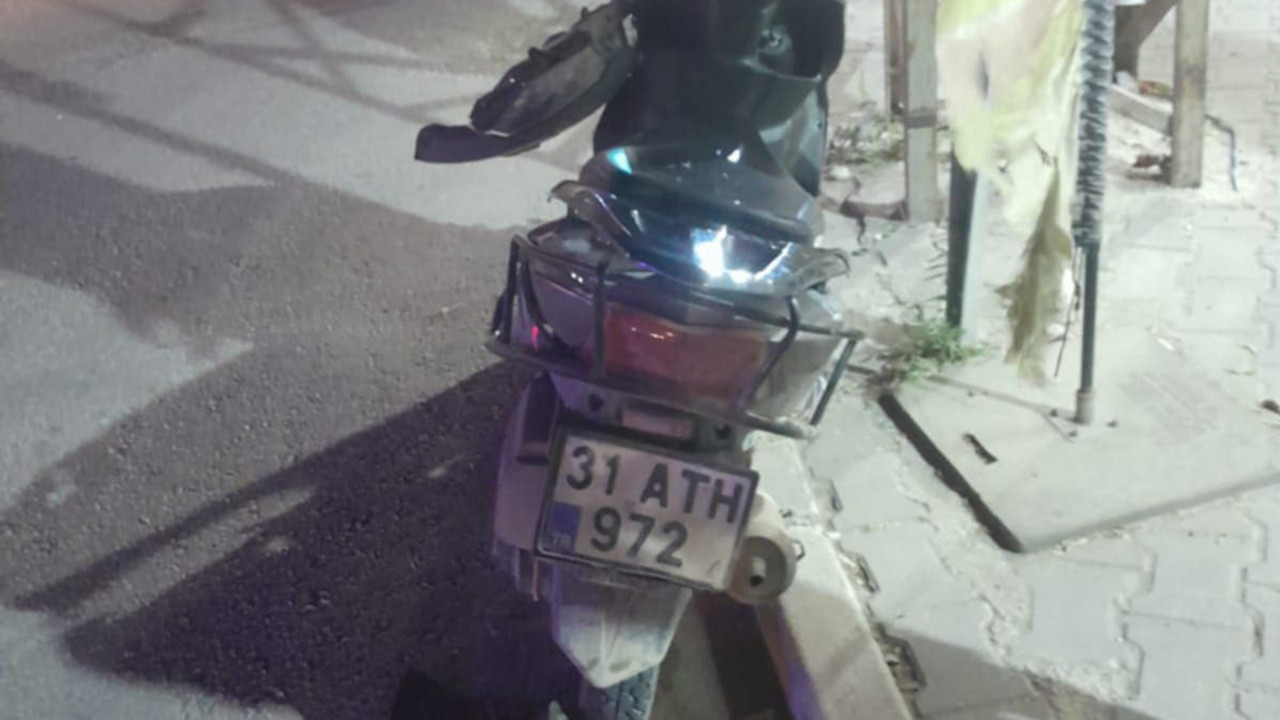 Hatay'da 2 motosiklet çarpıştı: 3 yaralı